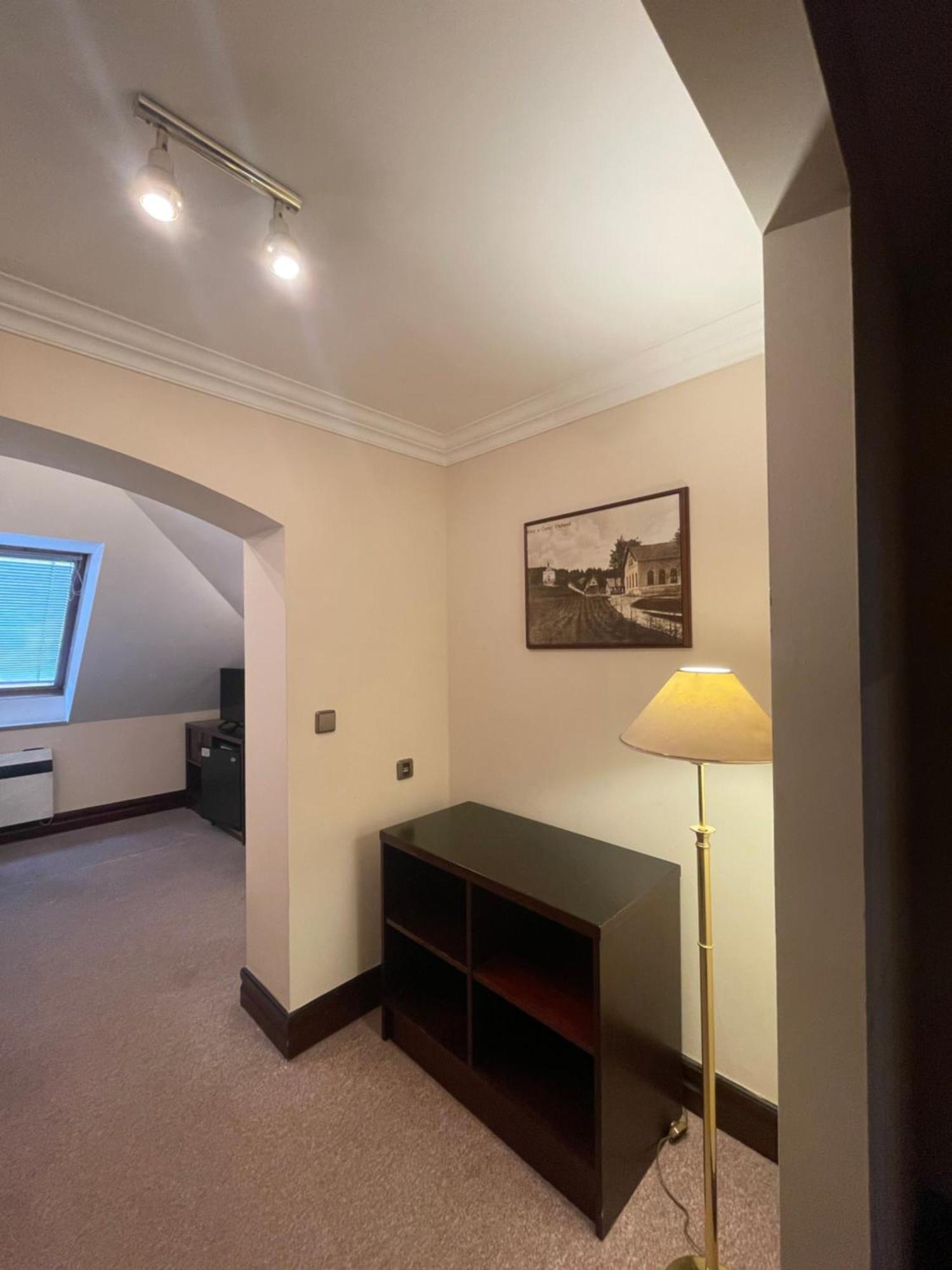 Hotel Bravo Ческа-Тржебова Екстер'єр фото