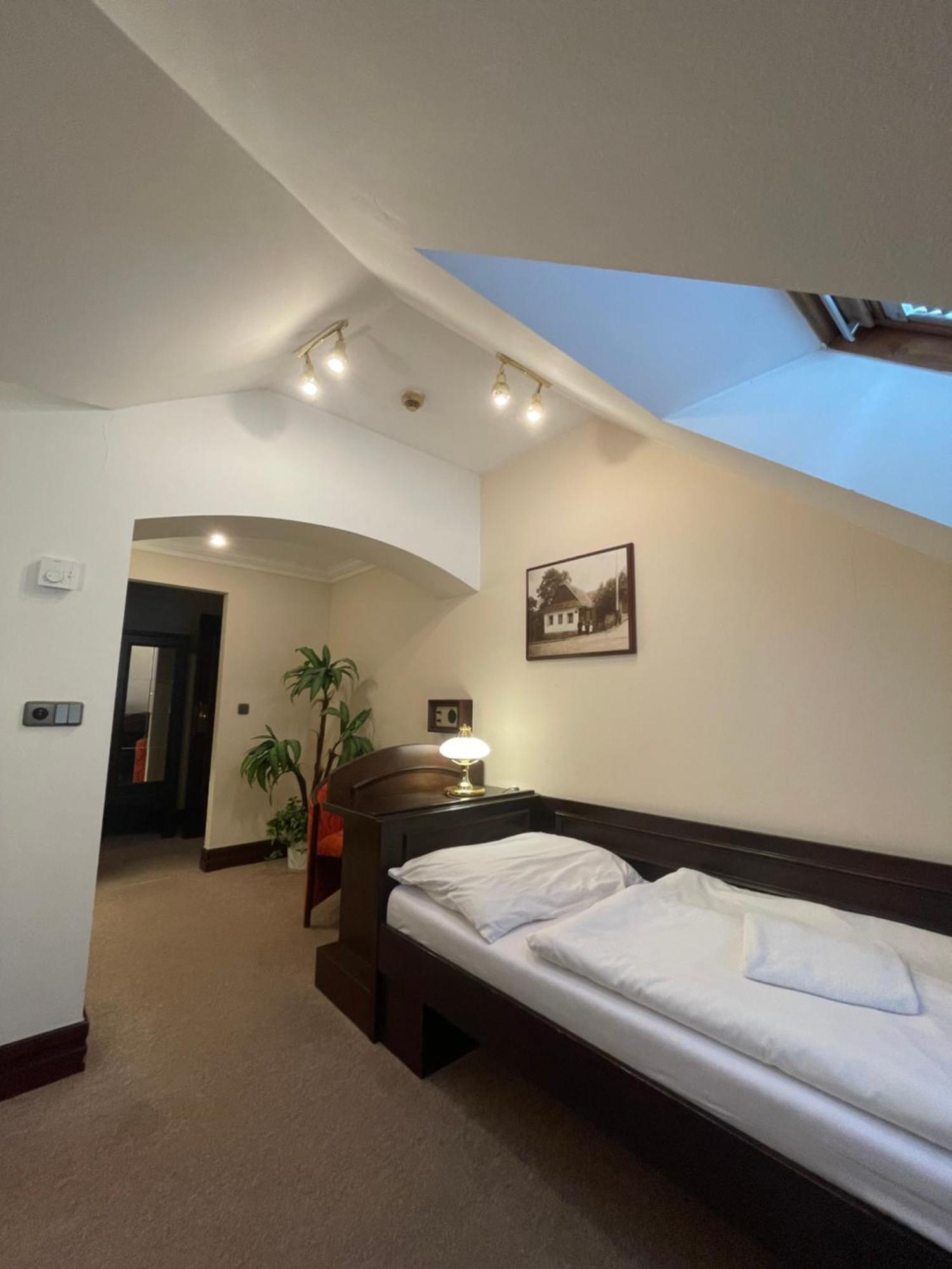Hotel Bravo Ческа-Тржебова Екстер'єр фото