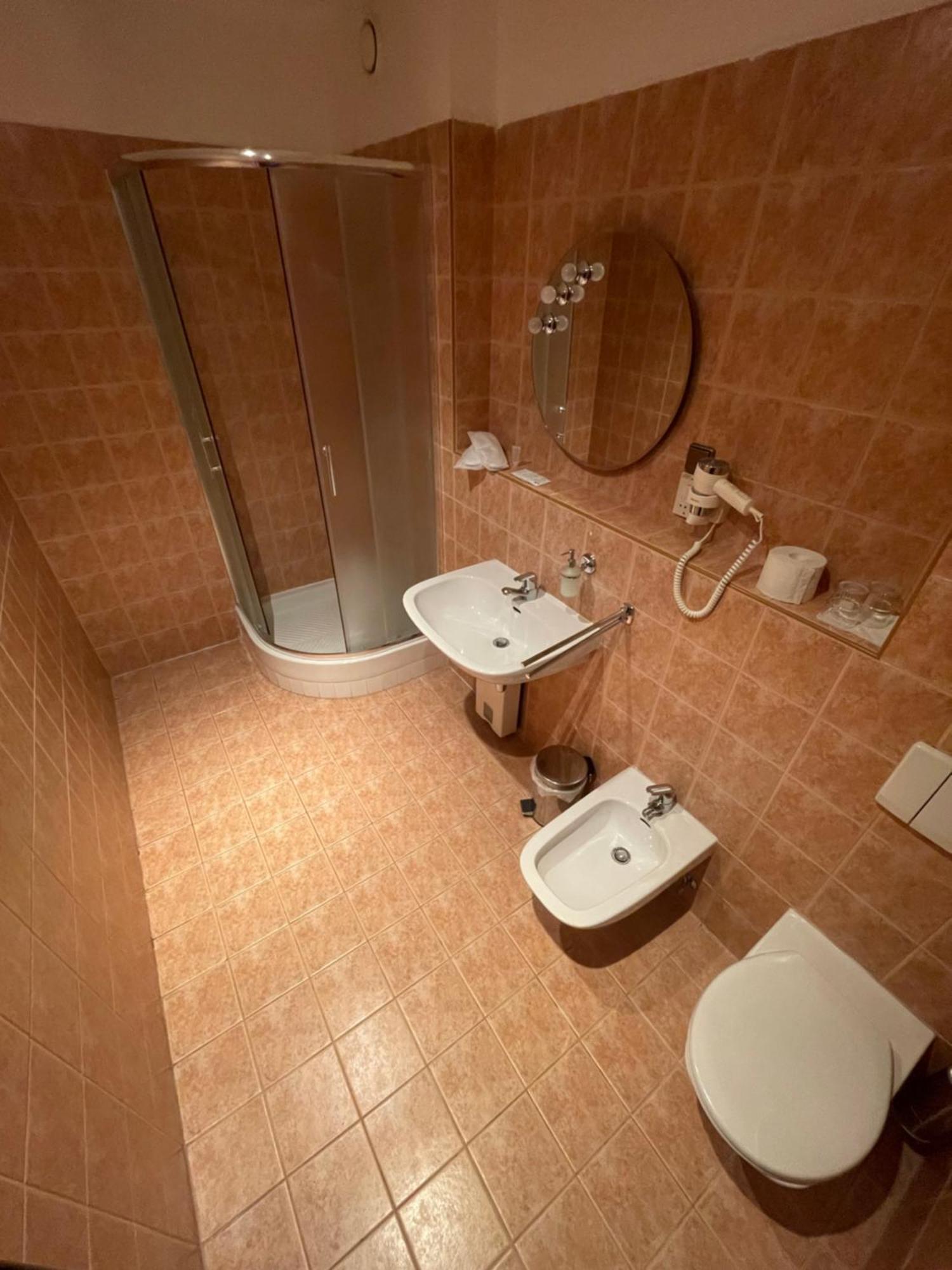 Hotel Bravo Ческа-Тржебова Екстер'єр фото