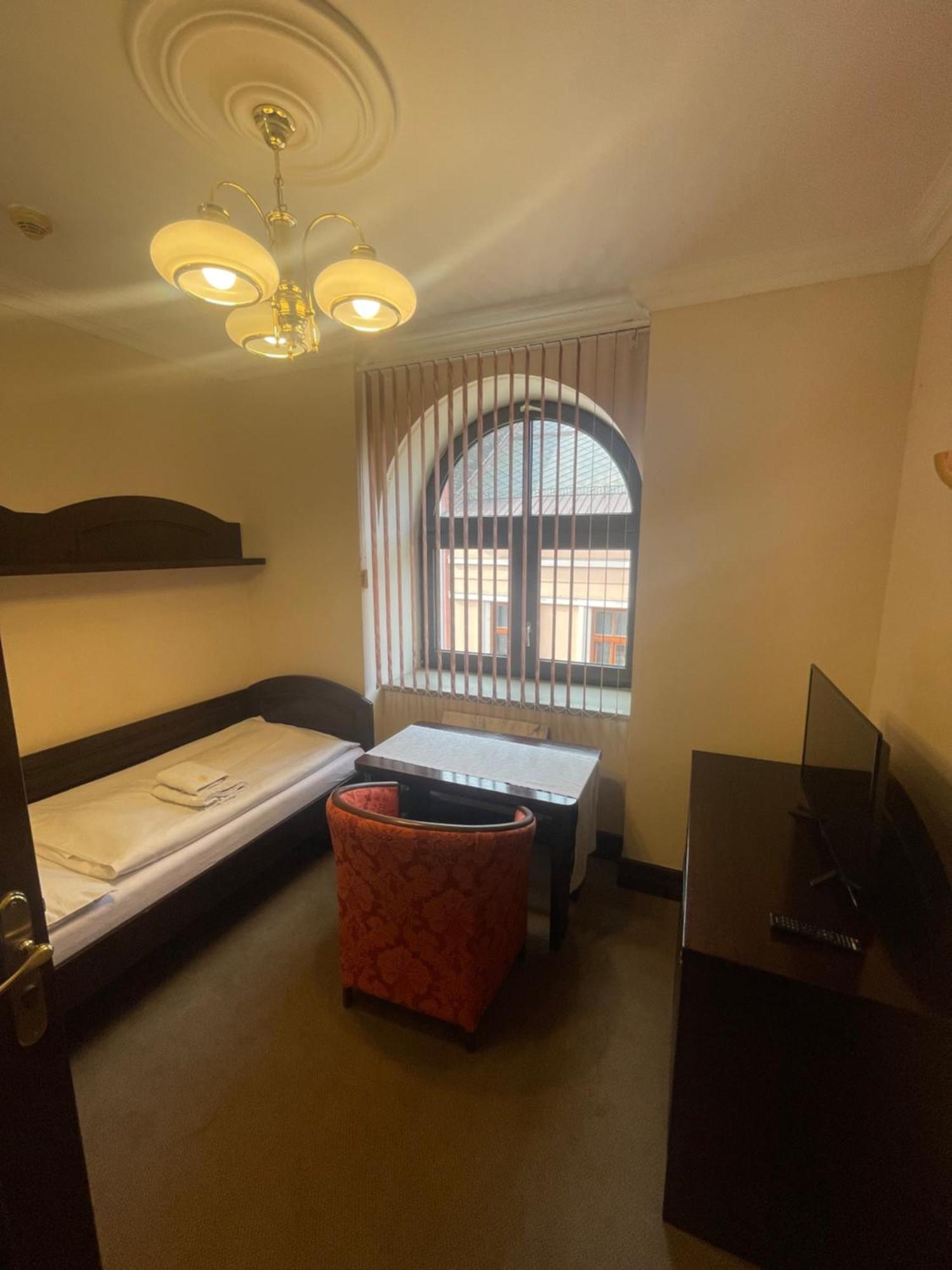 Hotel Bravo Ческа-Тржебова Екстер'єр фото
