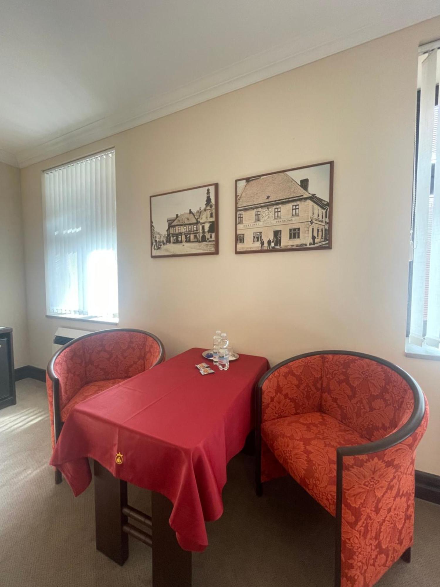 Hotel Bravo Ческа-Тржебова Екстер'єр фото